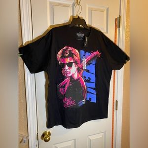 Stranger Things Steve Bat Men’s Sz XL T-Shirt Black Graphic Tee NWT $23.90
